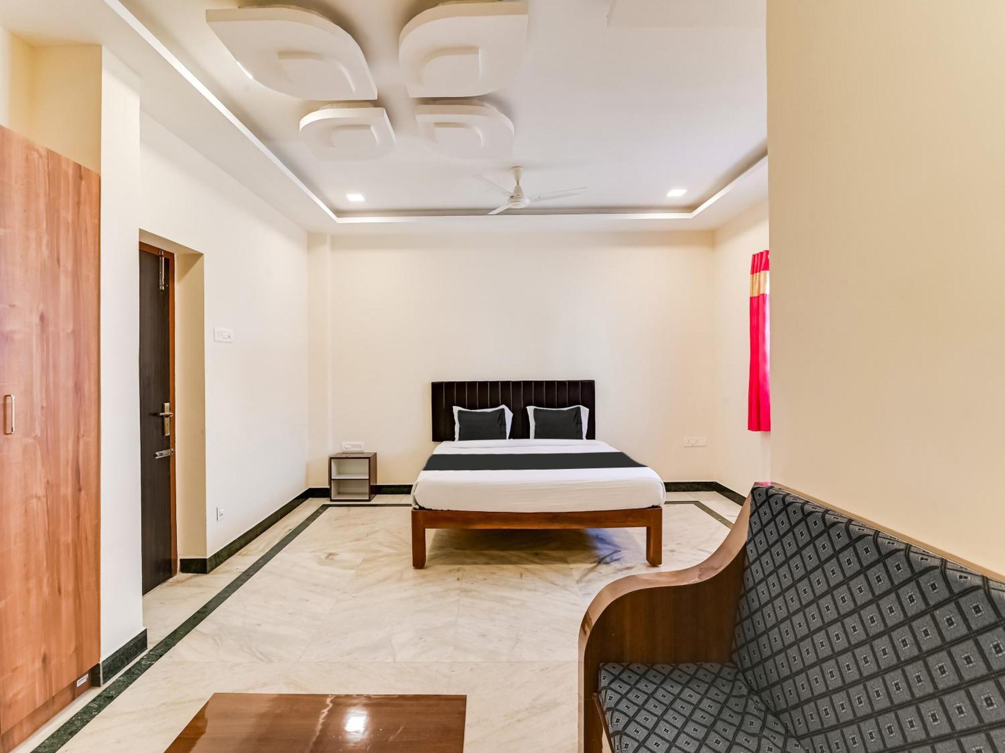 Hotel O Rj Royal Inn ฮอร์นีเบ็ชวา ภายนอก รูปภาพ